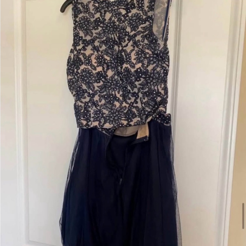 Elegant Black and Cream Lace Dress